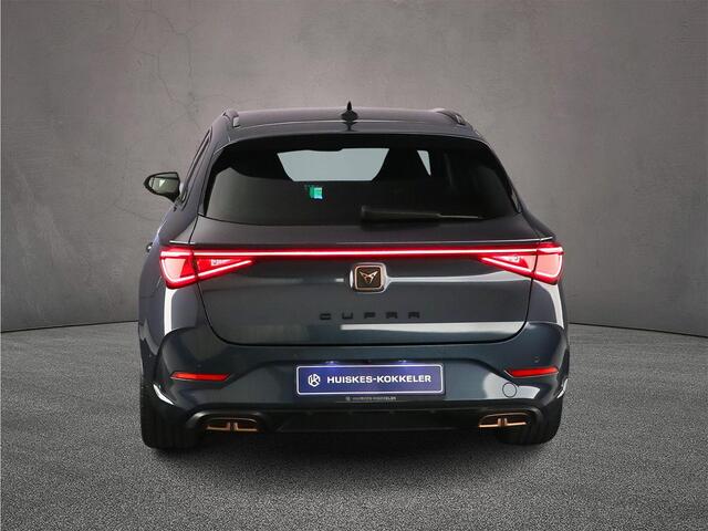 Cupra Leon Sportstourer VZ Adrenaline 1.4 TSI e-Hybrid 245pk DSG Automaat Trekhaak, Achteruitrijcamera, Adaptive cruise control, Navigatie, LED koplampen, Stuurwiel verwarmd