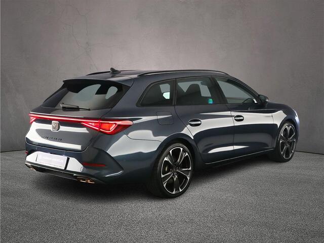 Cupra Leon Sportstourer VZ Adrenaline 1.4 TSI e-Hybrid 245pk DSG Automaat Trekhaak, Achteruitrijcamera, Adaptive cruise control, Navigatie, LED koplampen, Stuurwiel verwarmd