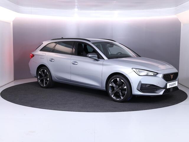 Cupra Leon Sportstourer 1.4 e-Hybrid Business 204 pk Automaat | Navigatie | Parkeersensoren (Park assist) | Achteruitrijcamera | LED koplampen | Autom. airco (3 zones) | Stoelverwarming |