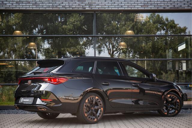 Cupra Leon Sportstourer 1.4 e-Hybrid Business , Sfeerverlichting, Stuur/stoelverwarming, Lane assist,