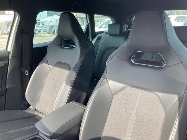 Cupra Leon Sportstourer 1.4e-Hybrid 150kW/204PK VZ DSG · Navigatie · Camera + Parkeersensoren · Keyless