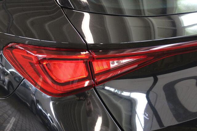 Cupra Leon Sportstourer 1.4 e-Hybrid 245 | Incl. 12 maanden garantie | Adaptieve cruise control | Climate control | Stoel/stuur verwarming | DAB | Parkeercamera | Apple carplay/Android auto |