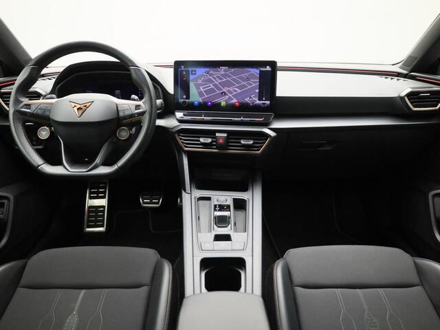 Cupra Leon Sportstourer 1.4e-Hybrid 180kW/245PK VZ DSG · Camera + Parkeersensoren · Leder/stof · Trekhaak · Garantie tot april 2027 of 90000km.