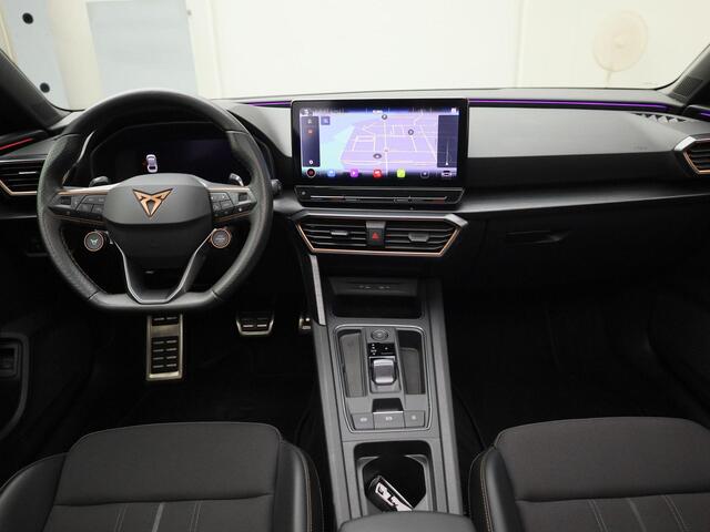 Cupra Leon Sportstourer 1.4 e-Hybrid 180kW/245PK VZ Performance DSG · Panoramadak · Navigatie · Camera + Parkeersensoren · Apple Car Play ·