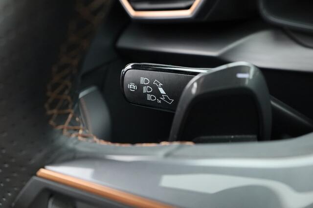 Cupra Leon Sportstourer 1.4 e-Hybrid 204pk | Navi | Adapt. Cruise | CarPlay | Keyless | Camera | Stoel-Stuurverw.