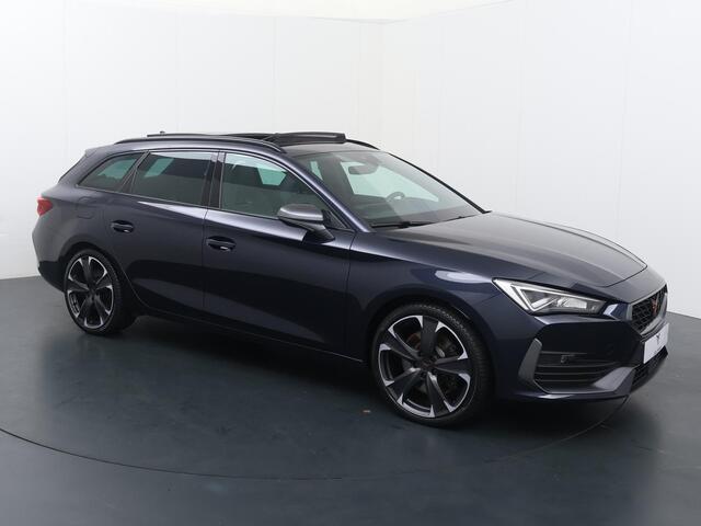 Cupra Leon Sportstourer 1.4 e-Hybrid VZ Business | 245 PK | SoH 89% | LED verlichting | Adaptive cruise control | Navigatiesysteem |