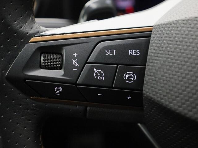 Cupra Leon Sportstourer 1.4e-Hybrid 150kW/204PK VZ DSG · Navigatie · Camera + Parkeersensoren · Keyless