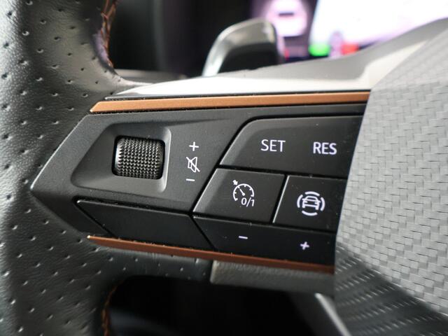 Cupra Leon Sportstourer 1.4 e-Hybrid 245 | 245 PK | SoH 91% | Panoramadak | Stoelverwarming | Achteruitrijcamera | Virtual Cockpit |