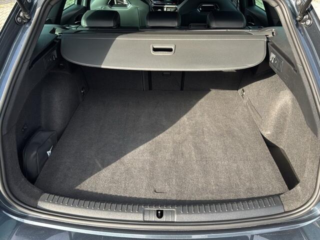 Cupra Leon Sportstourer 1.4 TSI DSG E-HYBRID TREKHAAK/NAVI/CARPLAY/ACC/PDC/STOELVERW