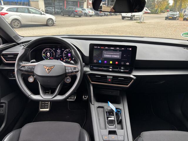 Cupra Leon Sportstourer 1.4 e-Hybrid 245 / Trekhaak Wegklapbaar / Elektrische achterklep / Elektrische Stoel / Navi / Draadloos Applecarplay / Androidauto /