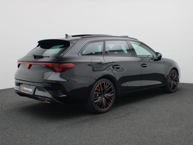 Cupra Leon Sportstourer 1.5 TSI e-Hybrid VZ Performance 272PK DSG Trekhaak, matrix led, schuif-kanteldak, achteruitrijcamera, stuur-stoelverwarming, adaptive cruise met travel assist, elek. verstelbare voorstoel, side assist, keyless, 19" lichtmetaal