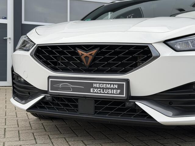 Cupra Leon Sportstourer 1.4 e-Hybrid VZ Adrenaline | Keyless | Sfeer | Camera | Navi | Stuur- stoelverwarming | DCC | ACC