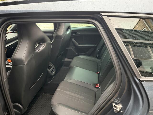 Cupra Leon Sportstourer 1.4 e-Hybrid VZ Copper Edition 245pk 1e eigen dealer onderhouden !!