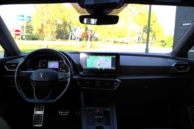 Cupra Leon Sportstourer 1.4 e-Hybrid 204 PK Adrenaline PHEV, Trekhaak, Winterpakket, Adap. Cruise Control, Carplay