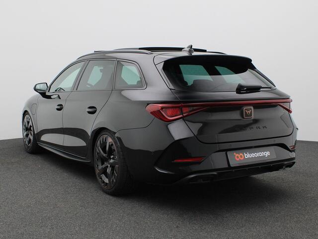 Cupra Leon Sportstourer 1.4 e-Hybrid VZ Black Edition 245PK DSG Pano-schuifdak, SOH 91%, leder, achteruitrijcamera, supersportstuur, elek. stoel, virtual pedal, stuur/stoelverwarming, keyless, 19'' lichtmetaal