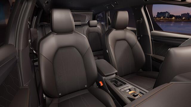 Cupra Leon Sportstourer 1.5 TSI e-Hybrid 204 6DSG Business | Achteruitrijcamera | Digitaal instrumentenpaneel (Virtual Cockpit) | Draadloze Apple CarPlay(TM), Android Auto(TM)