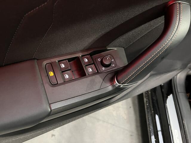 Cupra Leon Sportstourer 1.4 e-Hybrid Performance / AUTOMAAT/ DIGITAL DASH/ ADAPT. CRUISE/ RIJ-MODI/ FULL LINK/ PARK. SENSOREN + CAMERA/ NAVI/ DAB/ LED