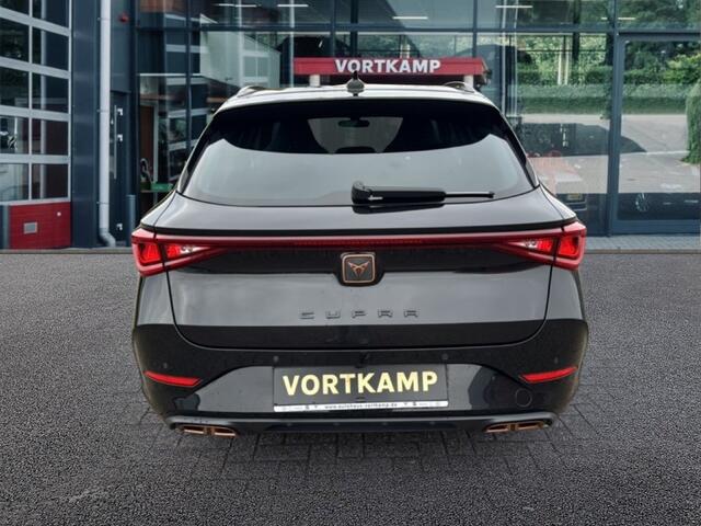 Cupra Leon Sportstourer 1.4 TSI DSG E-HYBRID ACC/NAVI/CARPLAY/STOELVERW./ELEK.ACHTERKLEP