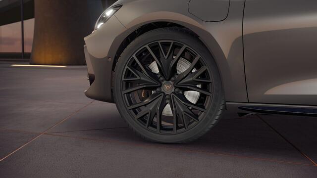 Cupra Leon Sportstourer 1.5 TSI e-Hybrid 272 6DSG VZ Performance | Achteruitrijcamera | Digitaal instrumentenpaneel (Virtual Cockpit) | Draadloze Apple CarPlay(TM), Android Auto(TM)