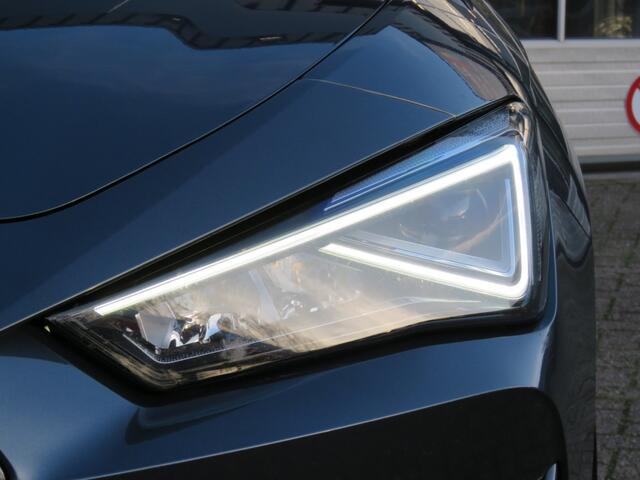 Cupra Leon Sportstourer 1.4 e-Hybrid 245pk COPPER ED. / 19 Inch / Sportstoelen / Start knop stuur / Leder / Memory / BOVAG garantie