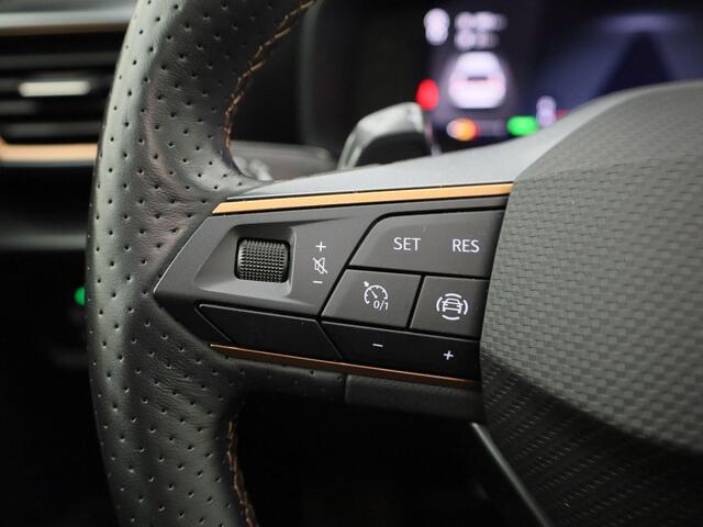 Cupra Leon Sportstourer 1.4e-Hybrid 180kW/245PK VZ DSG · Panoramadak · Leder/stof · Apple/Android Car Play