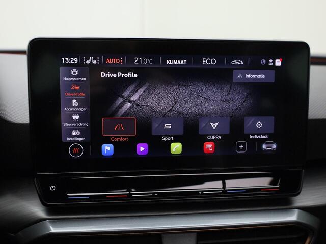 Cupra Leon Sportstourer 1.4e-Hybrid 180kW/245PK VZ DSG · Panoramadak · Leder/stof · Apple/Android Car Play