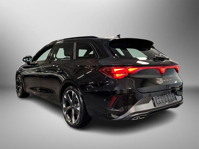 Cupra Leon Sportstourer 1.5 eTSI 150pk Business Edition Adaptive Cruise Control | Verwarmbare voorstoelen | Dodehoeksensor