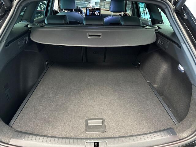 Cupra Leon Sportstourer 1.5 eTSI 150pk Business Edition Adaptive Cruise Control | Verwarmbare voorstoelen | Dodehoeksensor