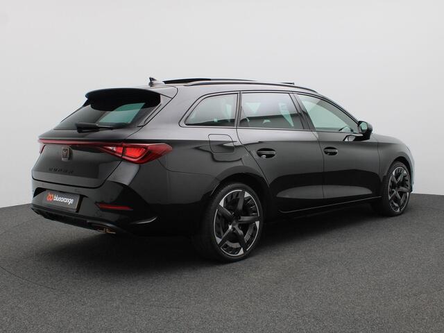 Cupra Leon Sportstourer 1.4 e-Hybrid VZ Performance 245PK DSG SOH 87%, Panoramadak, Memorystoel, Achteruitrijcamera, Stuur/Stoelverwarming, Side assist, Keyless, 19'' lichtmetaal