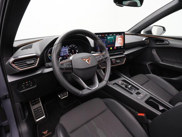 Cupra Leon Sportstourer 1.4 e-Hybrid 245 pk DSG VZ CUP | Panoramadak | Adaptief onderstel | Stuur-/stoelverwarming | Achteruitrijcamera