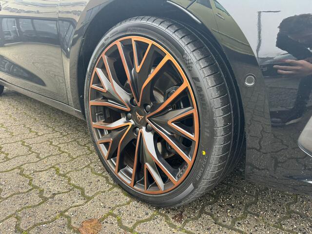 Cupra Leon Sportstourer 1.4 e-Hybrid VZ Copper Edition virtual cockpit, pano, memory stoelen, navi
