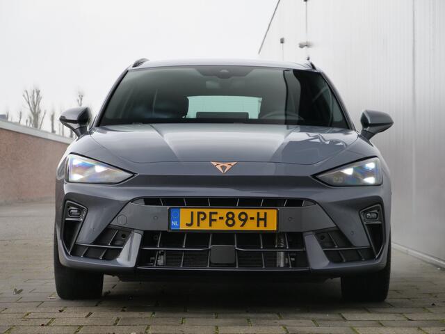 Cupra Leon Sportstourer 1.5 TSI e-Hybrid Business 204 Pk DSG-6 Automaat Navigatie / Camera / DAB / Apple Carplay / Stoelverwarming