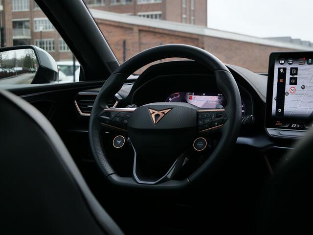 Cupra Leon Sportstourer 1.5 TSI e-Hybrid Business 204 Pk DSG-6 Automaat Navigatie / Camera / DAB / Apple Carplay / Stoelverwarming