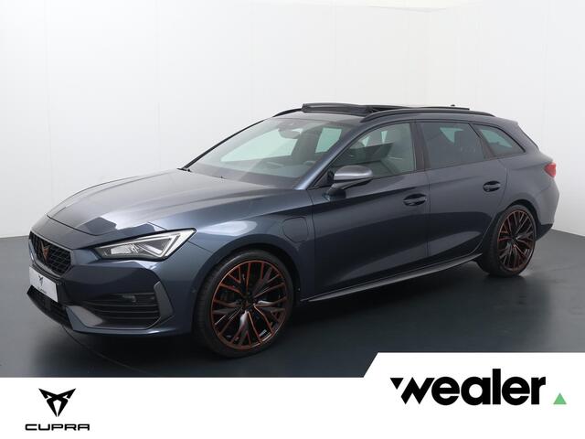Cupra Leon Sportstourer 1.4 e-Hybrid VZ Performance | 245 PK | SoH 97% | Panoramadak | Elek. achterklep | Adaptive cruise control |