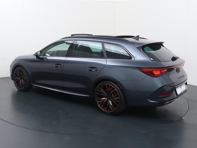 Cupra Leon Sportstourer 1.4 e-Hybrid VZ Performance | 245 PK | SoH 97% | Panoramadak | Elek. achterklep | Adaptive cruise control |