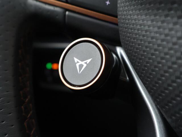 Cupra Leon Sportstourer 1.4 e-Hybrid VZ Performance | 245 PK | SoH 97% | Panoramadak | Elek. achterklep | Adaptive cruise control |