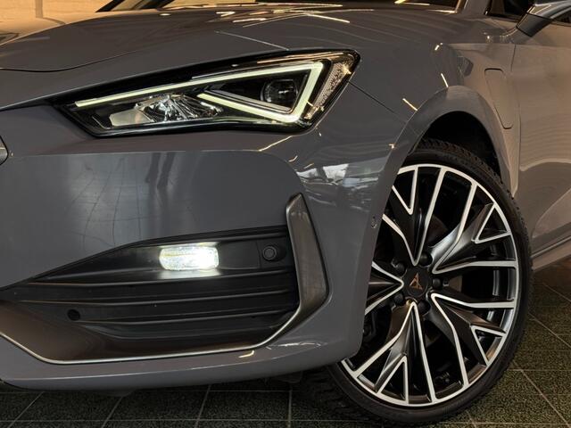 Cupra Leon Sportstourer 1.4 e-HYBRID 245pk Bucket Seats Winterpakket Camera 19''