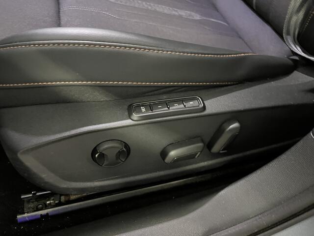 Cupra Leon Sportstourer 1.4 e-Hybrid VZ Performance / AUTOMAAT/ PANO/ CRUISE/ MEMORY SEAT/ NAVI/ STOELVERWARMING/ DAB/ FULL LINK/ PARK. SENSOREN + CAMERA