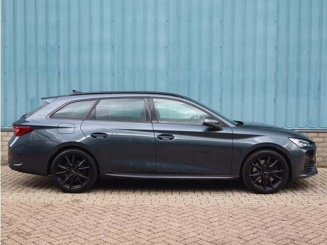 Cupra Leon Sportstourer VZ Adrenaline 1.4 e-Hybrid PHEV 245pk | NAVI | CUPRA KNOP | CAMERA | STOEL + STUUR VERW. | LED |