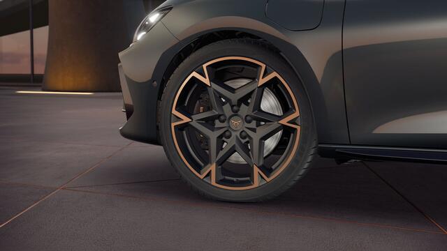 Cupra Leon Sportstourer 1.5 TSI e-Hybrid 272 6DSG VZ Performance | Achteruitrijcamera | Digitaal instrumentenpaneel (Virtual Cockpit) | Draadloze Apple CarPlay(TM), Android Auto(TM)