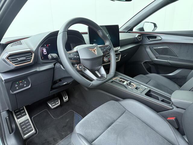 Cupra Leon Sportstourer 1.5 TSI e-Hybrid VZ Extreme | 272 PK | Panoramadak | Sennheiser audio | Matrix LED koplampen | Navigatiesysteem | Adaptive cruise control |