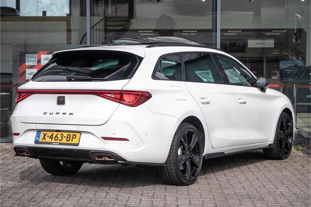 Cupra Leon Sportstourer 1.4 e-Hybrid 245pk VZ Copper Edition | Panodak | Virtual cockpit | SOH 95% | Navi | Carplay | Keyless