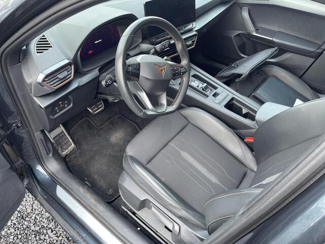 Cupra Leon Sportstourer 1.4 TSI eHybrid 204pk PHEV Adrenaline / Navi / Camera / Adaptieve dempers