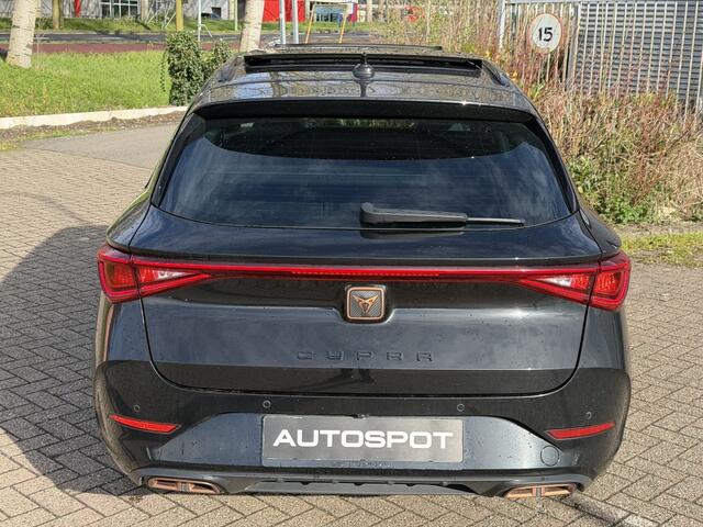 Cupra Leon Sportstourer e-Hybrid VZ Copper Edition Pano Memory Sportstuur