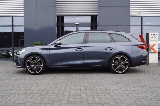 Cupra Leon Sportstourer 1.4 eHybrid DSG 245pk / Panodak / Leer / Elektr. stoel / LED / Camera