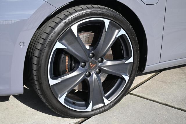 Cupra Leon Sportstourer 1.4 e-Hybrid VZ Performance | 245 PK | TREKHAAK | STUUR/STOELVERWARMING | NAVI | APPLECARPLAY/ANDROIDAUTO | ADAPT. CRUISE CONTROL | CLIMATE CONTROL | PDC | LMV