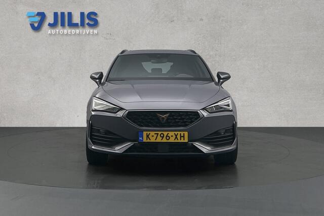 Cupra Leon Sportstourer 1.4 e-Hybrid 245 | Panoramadak | Adaptieve cruise control | Trekhaak | Apple Carplay