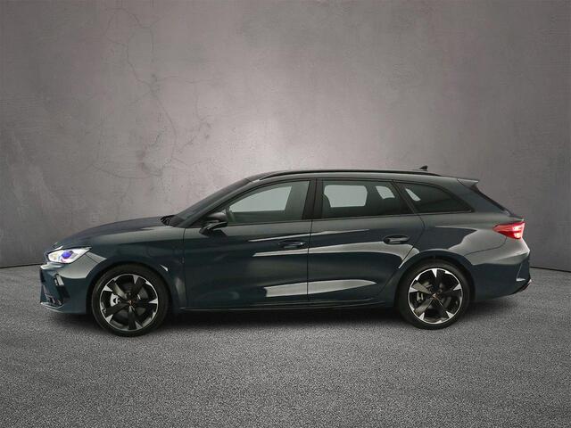 Cupra Leon Sportstourer Essential 1.5 TSI eHybrid 204pk DSG Automaat Adaptive cruise control, Elektrische achterklep, Parkeersensoren, Stuurwiel verwarmd, LED koplampen