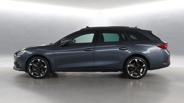 Cupra Leon Sportstourer 1.4 TSI eHybrid 204pk PHEV Adrenaline / Panoramadak / Navigatie / Camera