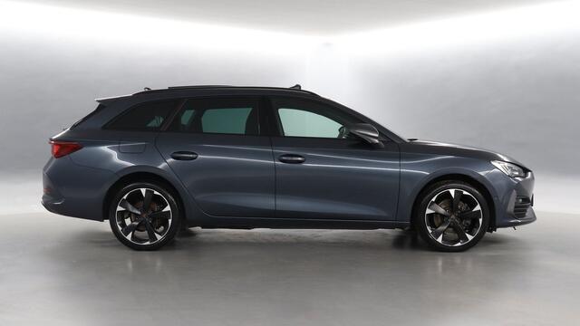 Cupra Leon Sportstourer 1.4 TSI eHybrid 204pk PHEV Adrenaline / Panoramadak / Navigatie / Camera